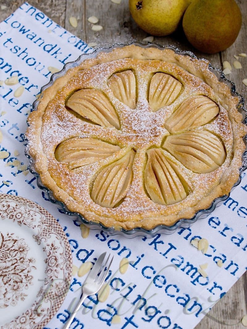 1. obrázek Hruškový koláč s mandlovou náplní