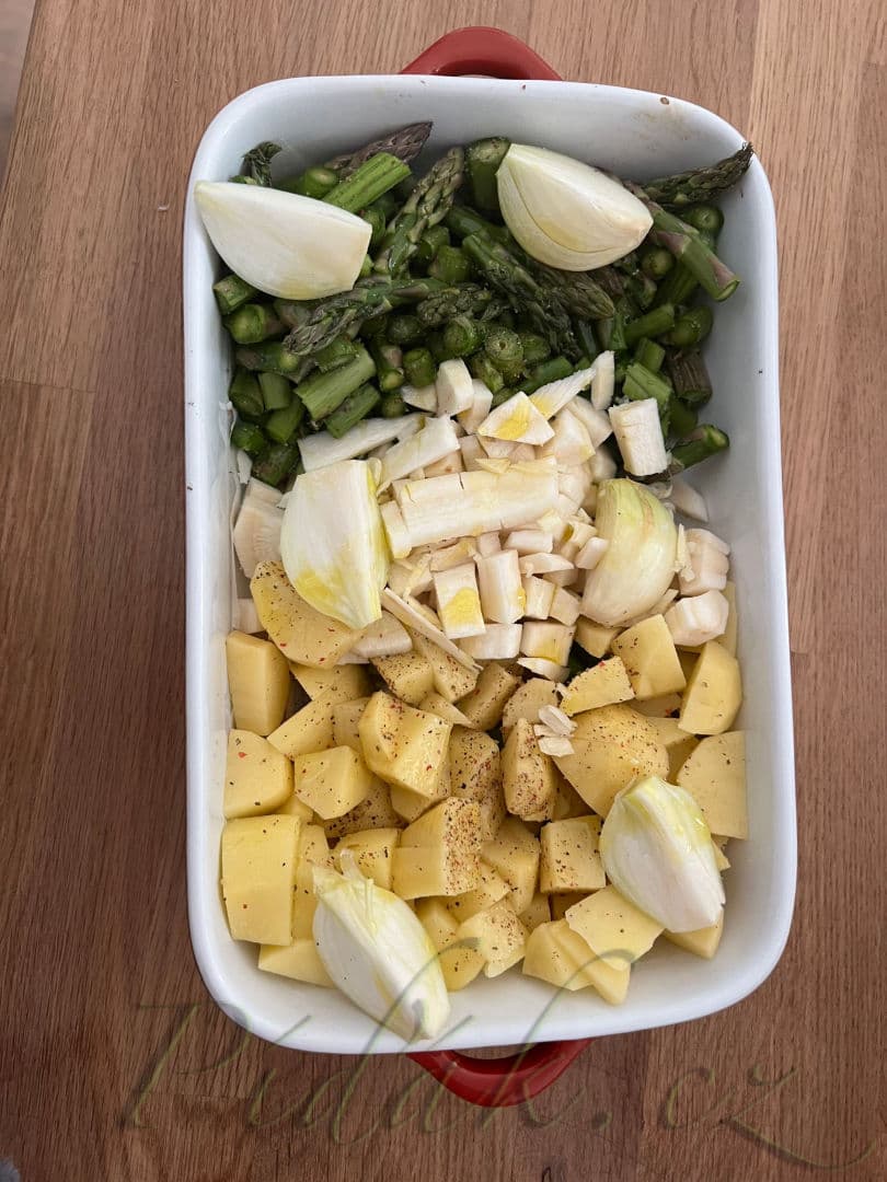 1. obrázek Polévka s pečeným chřestem