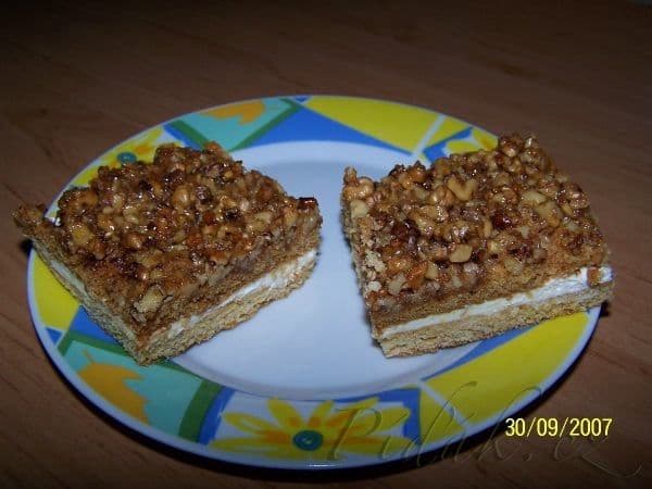 1. obrázek Medové řezy - lepší než medovník