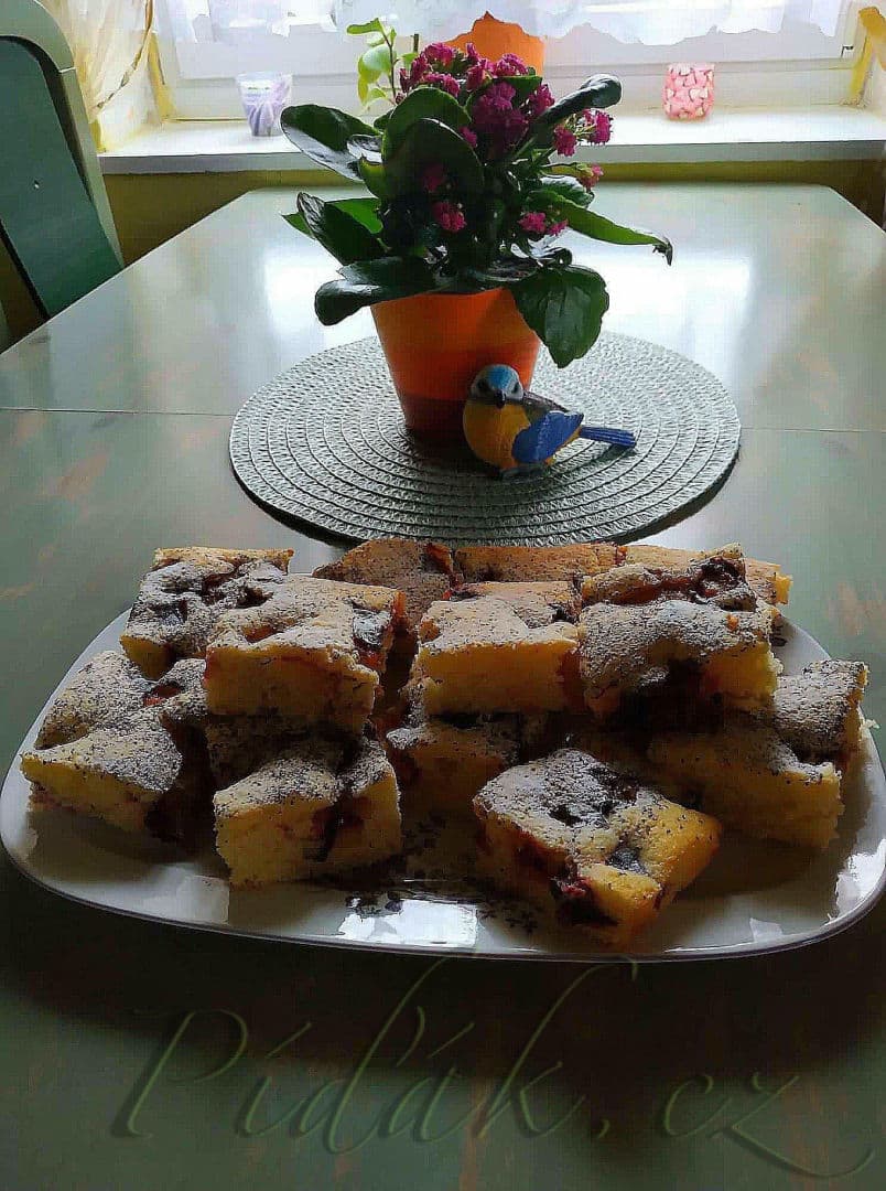 1. obrázek Švestková bublanina s mákem