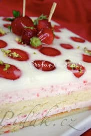 2. obrázek Torta giardino di fragole di Luca Montersino 