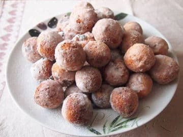 Tvarohové koblížky s rozinkami - Svatá Máří 