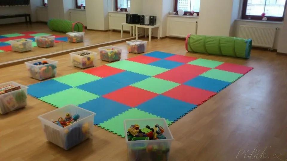 1. obrázek NamOMent - herna pro děti, cvičení oro děti i maminky - Brno
