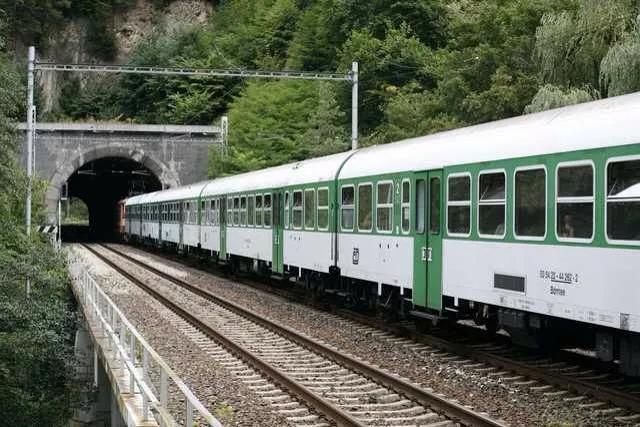 1. obrázek Výlet - Vlakem z Brna do Blanska s 8 tunely
