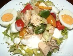 Zeleninový salát s kuřecím masem - dietní