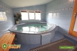 3. obrázek Pronájem srub - Rampuše - vnitřní bazén