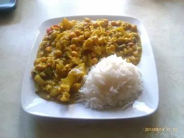 Obrázek Tofu s kari a jasmínovou rýží
