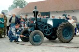 3. obrázek  Muzeum traktorů a zemědělské techniky- Chotouň