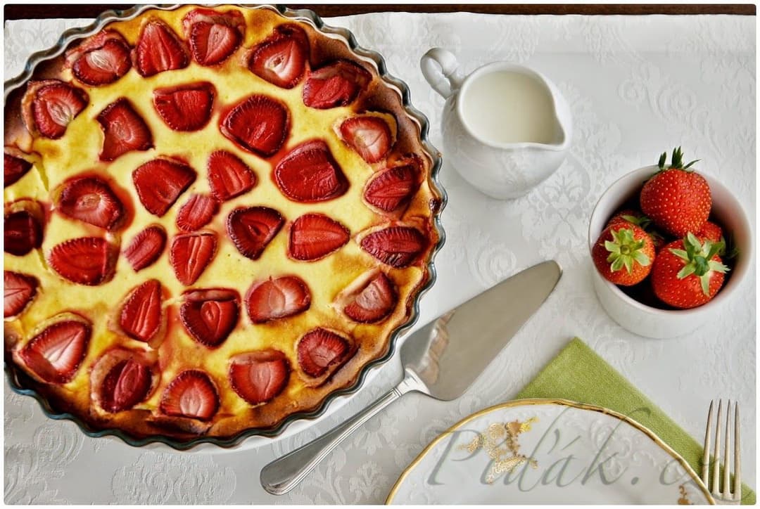 1. obrázek Tvarožník s jahodami 1. obrázek Tvarožník s jahodami