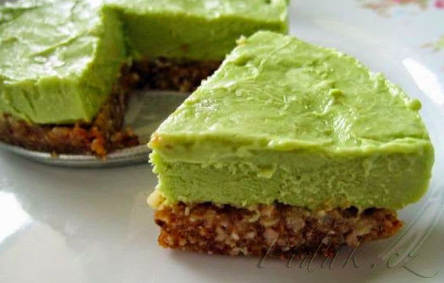 1. obrázek Nepečený "raw" dortík s matchou a šmakounem 1. obrázek Nepečený "raw" dortík s matchou a šmakounem