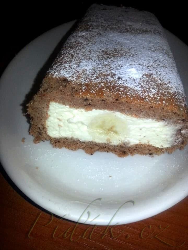 1. obrázek Tvarohový tunel s banánem 1. obrázek Tvarohový tunel s banánem