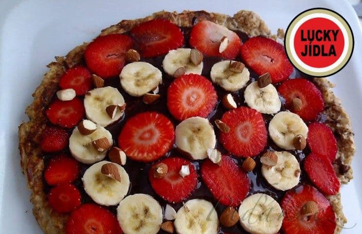 1. obrázek Snídaňová pizza z ovesných vloček 1. obrázek Snídaňová pizza z ovesných vloček