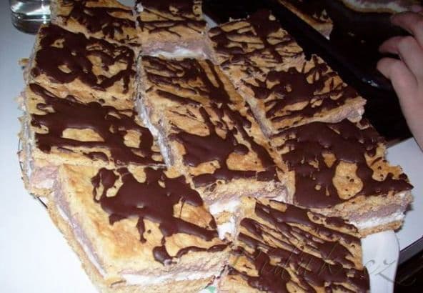 1. obrázek Medovníček-tvarohovníček 1. obrázek Medovníček-tvarohovníček