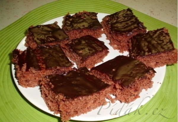 1. obrázek Vláčný mrkvový perník 1. obrázek Vláčný mrkvový perník