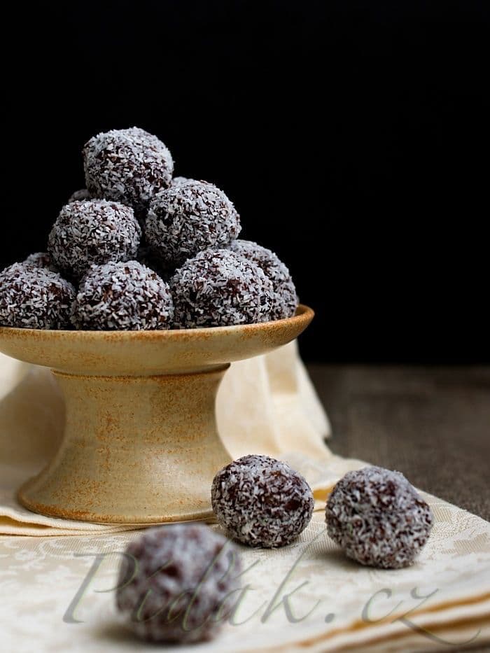 1. obrázek Rumové kuličky 1. obrázek Rumové kuličky