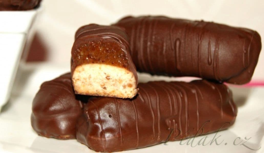 1. obrázek Datľové tyčinky inšpirované tyčinkami Twix 1. obrázek Datľové tyčinky inšpirované tyčinkami Twix