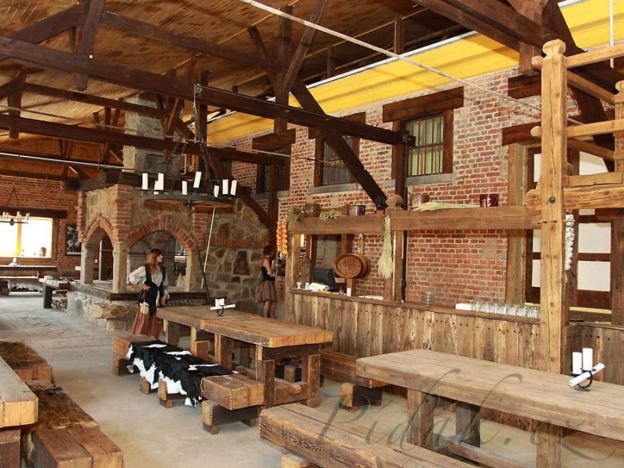 1. obrázek Hostinec u loupežníka Bambitky 1. obrázek Hostinec u loupežníka Bambitky