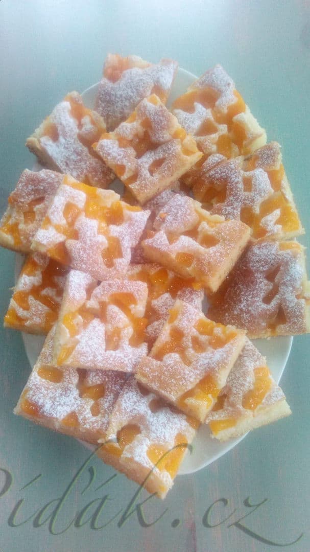 1. obrázek Rychlý hrníčkový koláč s broskvemi ke kafíčku 1. obrázek Rychlý hrníčkový koláč s broskvemi ke kafíčku