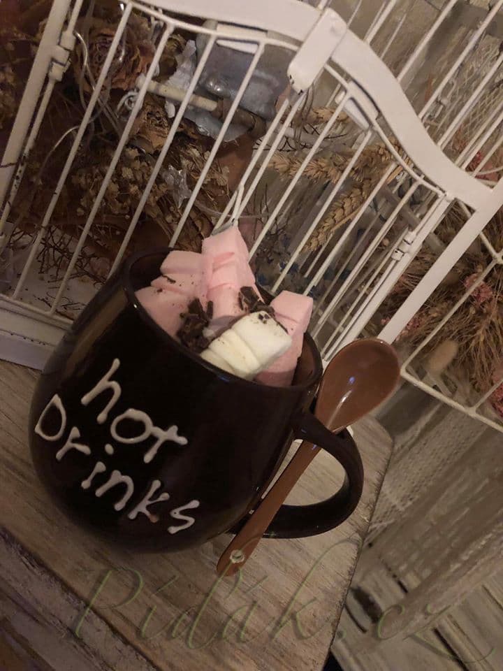 1. obrázek Horká čokoláda s marshmallow 1. obrázek Horká čokoláda s marshmallow