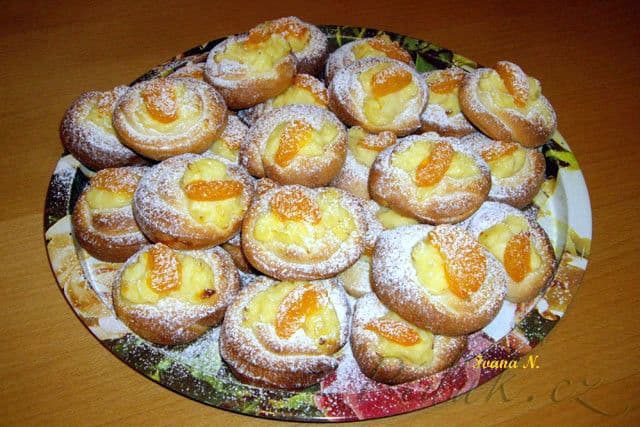 1. obrázek Zamotané koláčky 1. obrázek Zamotané koláčky