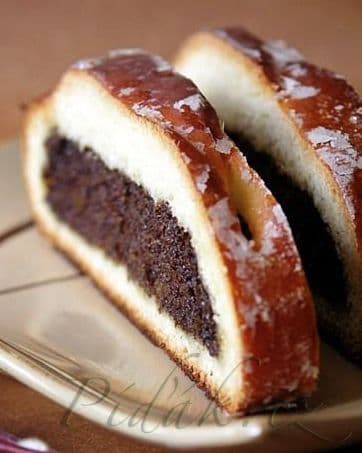 1. obrázek Kynutý makový závin 1. obrázek Kynutý makový závin