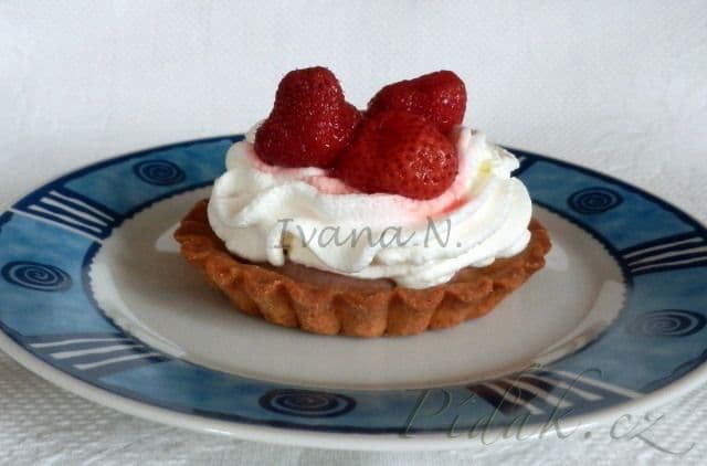 1. obrázek Dortíčky s jahodami 1. obrázek Dortíčky s jahodami