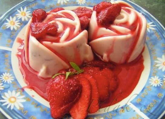 1. obrázek Jahodová panna cotta 1. obrázek Jahodová panna cotta
