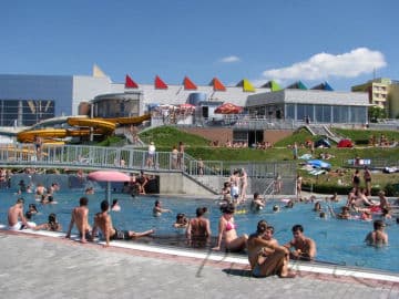 4. obrázek Plavecký bazén a venkovní aquapark Jindřichův Hradec 4. obrázek Plavecký bazén a venkovní aquapark Jindřichův Hradec
