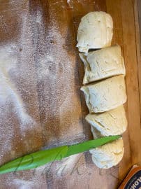 8. obrázek Tvarohové rohlíky s práškem do pečiva by Romča 8. obrázek Tvarohové rohlíky s práškem do pečiva by Romča