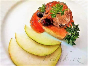 Obrázek Paštika s hruškový čatní s rozinkami