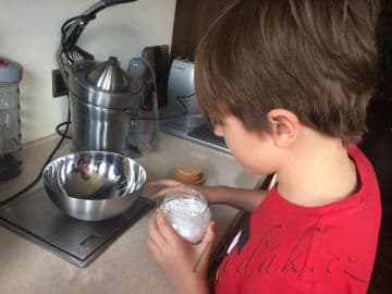 14. obrázek Kokosový mokrouš - Bob a Nikča 14. obrázek Kokosový mokrouš - Bob a Nikča