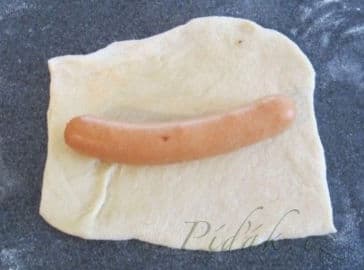 2. obrázek Paví ocas s párkem 2. obrázek Paví ocas s párkem