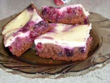 Obrázek Tvarohová buchta s ovocem