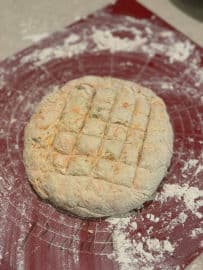 2. obrázek Mrkvový chléb s ořechy 2. obrázek Mrkvový chléb s ořechy