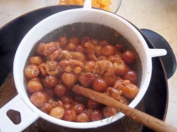 3. obrázek Třešňová marmeláda s meduňkou 3. obrázek Třešňová marmeláda s meduňkou