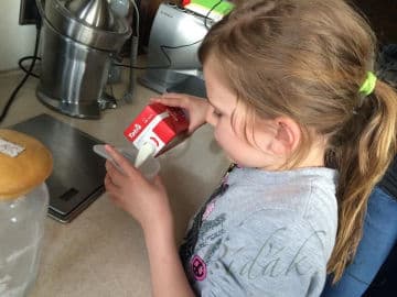 9. obrázek Kokosový mokrouš - Bob a Nikča 9. obrázek Kokosový mokrouš - Bob a Nikča