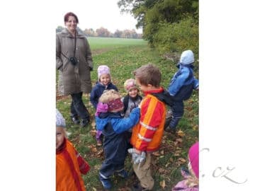 3. obrázek Lesní klub Stromeček - školka - Měšice 3. obrázek Lesní klub Stromeček - školka - Měšice