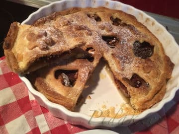 Obrázek Koláč s hruškami a ořechy z listového těsta