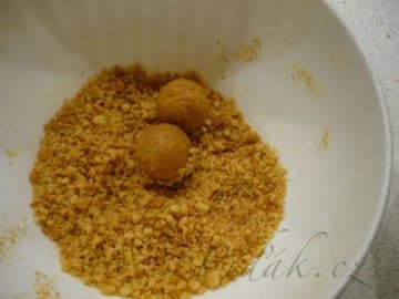 2. obrázek Medovníčkové koule naprosto luxusní 2. obrázek Medovníčkové koule naprosto luxusní