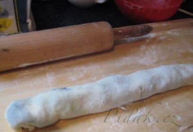 13. obrázek Vaľkaná štrúdľa z celej smotany 13. obrázek Vaľkaná štrúdľa z celej smotany