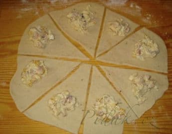 3. obrázek Plněné rohlíčky 3. obrázek Plněné rohlíčky