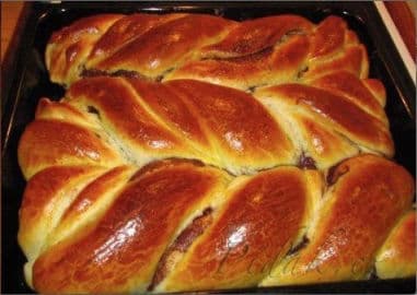 2. obrázek Kysnutý pudingový koláčik 2. obrázek Kysnutý pudingový koláčik