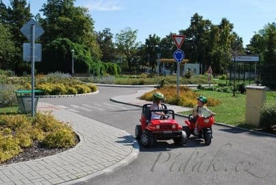 2. obrázek Dopravní hřiště Prosek- Praha 2. obrázek Dopravní hřiště Prosek- Praha