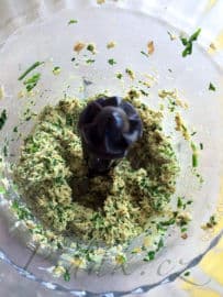 4. obrázek Kuřecí vývar s židovskými kremplach 4. obrázek Kuřecí vývar s židovskými kremplach