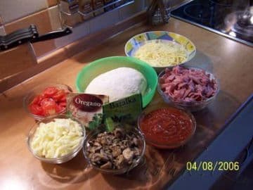 9. obrázek Pizza po česko - slovensku 9. obrázek Pizza po česko - slovensku