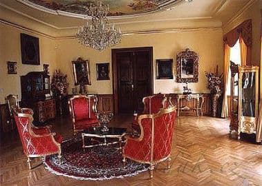 4. obrázek Zámek Dětenice 4. obrázek Zámek Dětenice