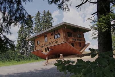 Obrázek Stezka korunami stromů Sankt Englmar – Waldwipfelweg s Domem na hlavě, Německo